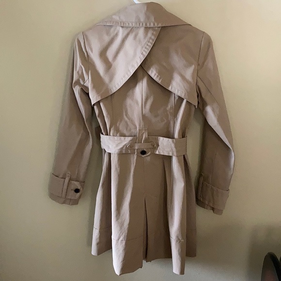 NY&CO Camel Trench Raincoat - Picture 2 of 3
